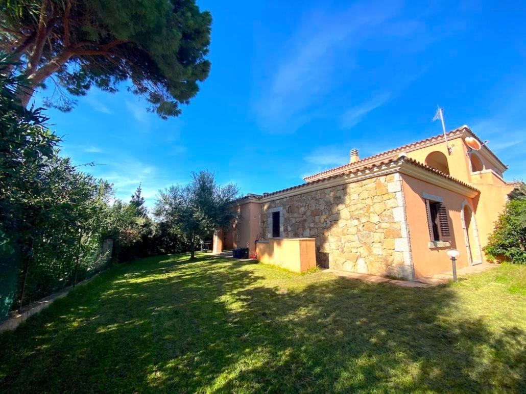 Residence Almusura San Teodoro  Exterior photo