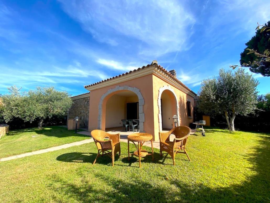 Residence Almusura San Teodoro  Exterior photo