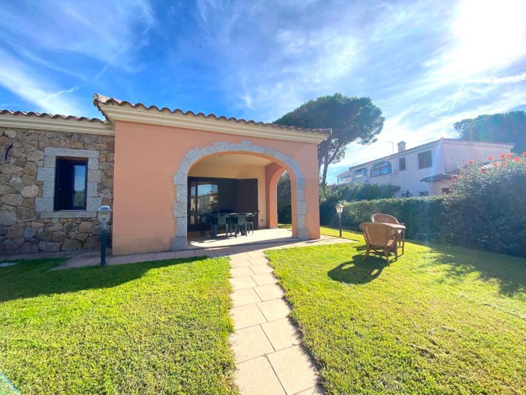 Residence Almusura San Teodoro  Exterior photo